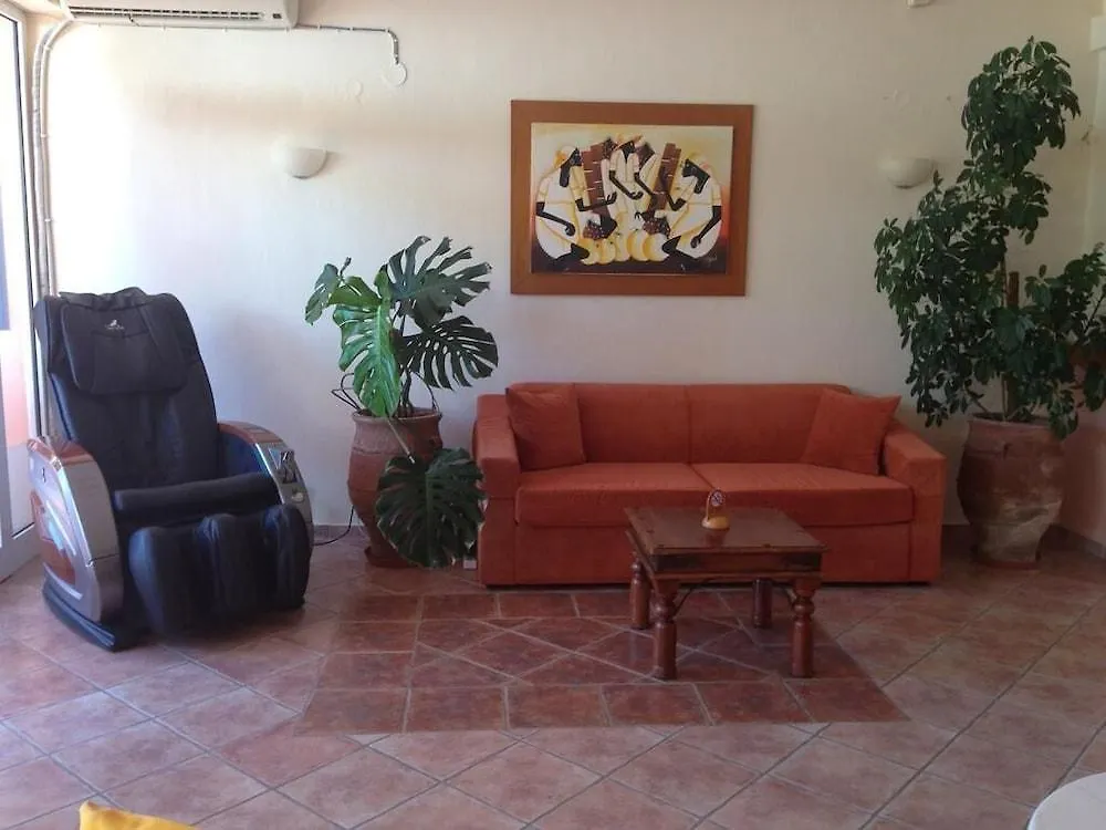 Aloni Hotel Pefkochori 2*,  Grecia