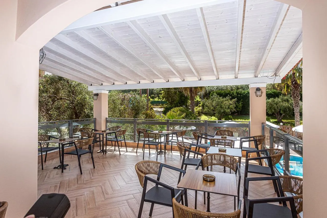 Aloni Hotel Pefkochori 2*,