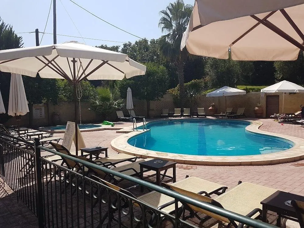 Aloni Hotel Pefkochori Griechenland